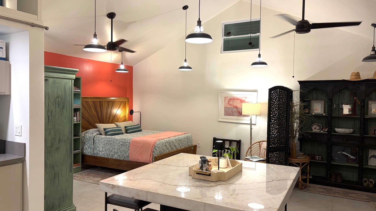 Photo of Bedroom in Homestead