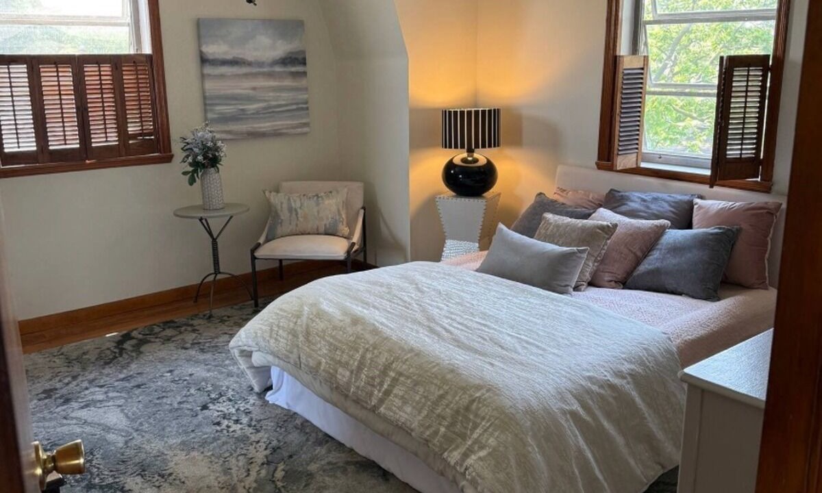 Photo of Bedroom in Belleville