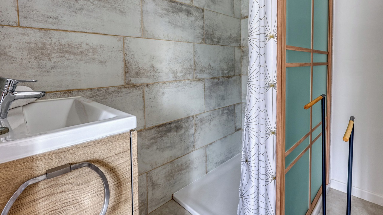 Photo of Bathroom in La Seyne-sur-Mer