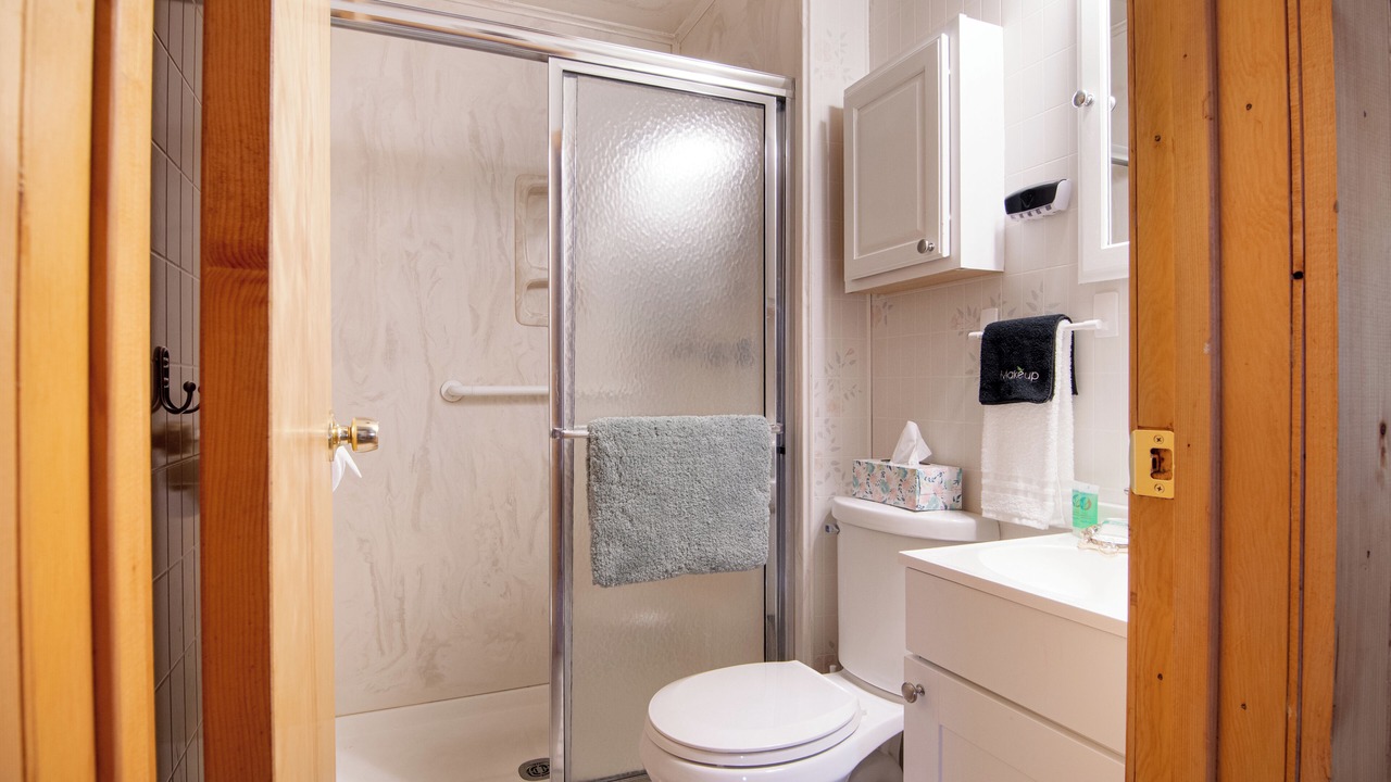 Photo of Bathroom in Pymatuning Central