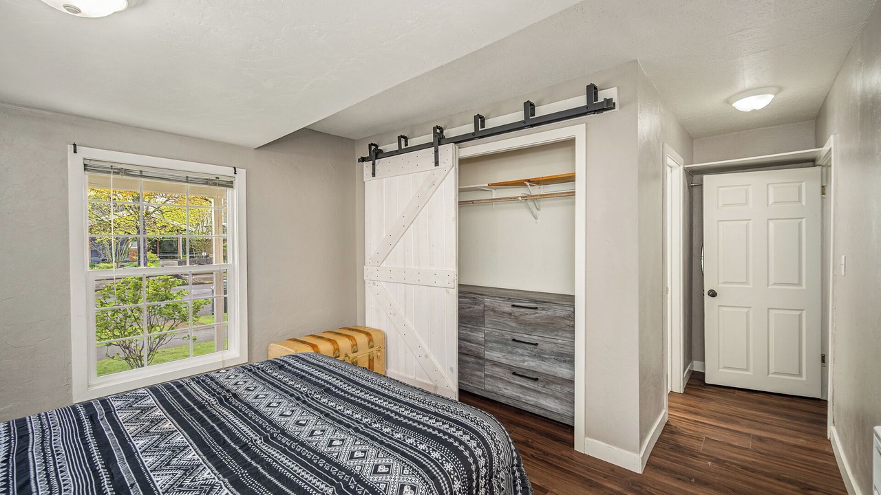 Photo of Bedroom in West Eugene