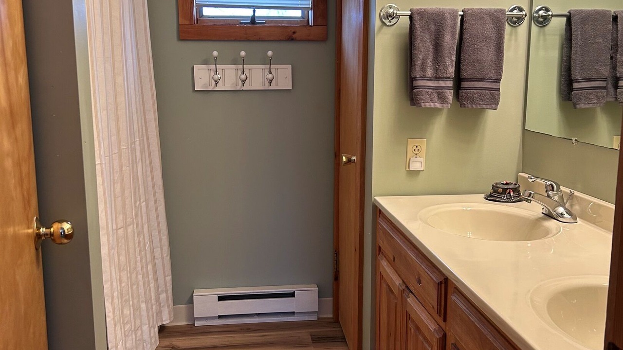 Photo of Bathroom in Dexter