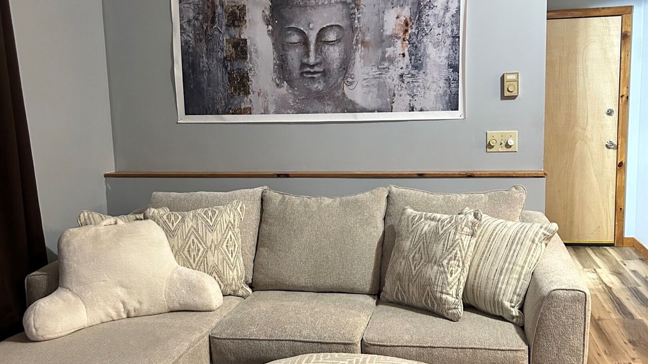 Photo of Livingroom in Dexter