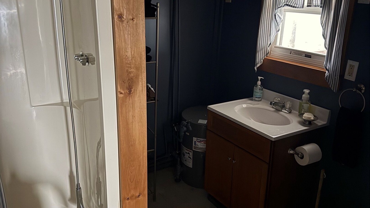 Photo of Bathroom in Dexter