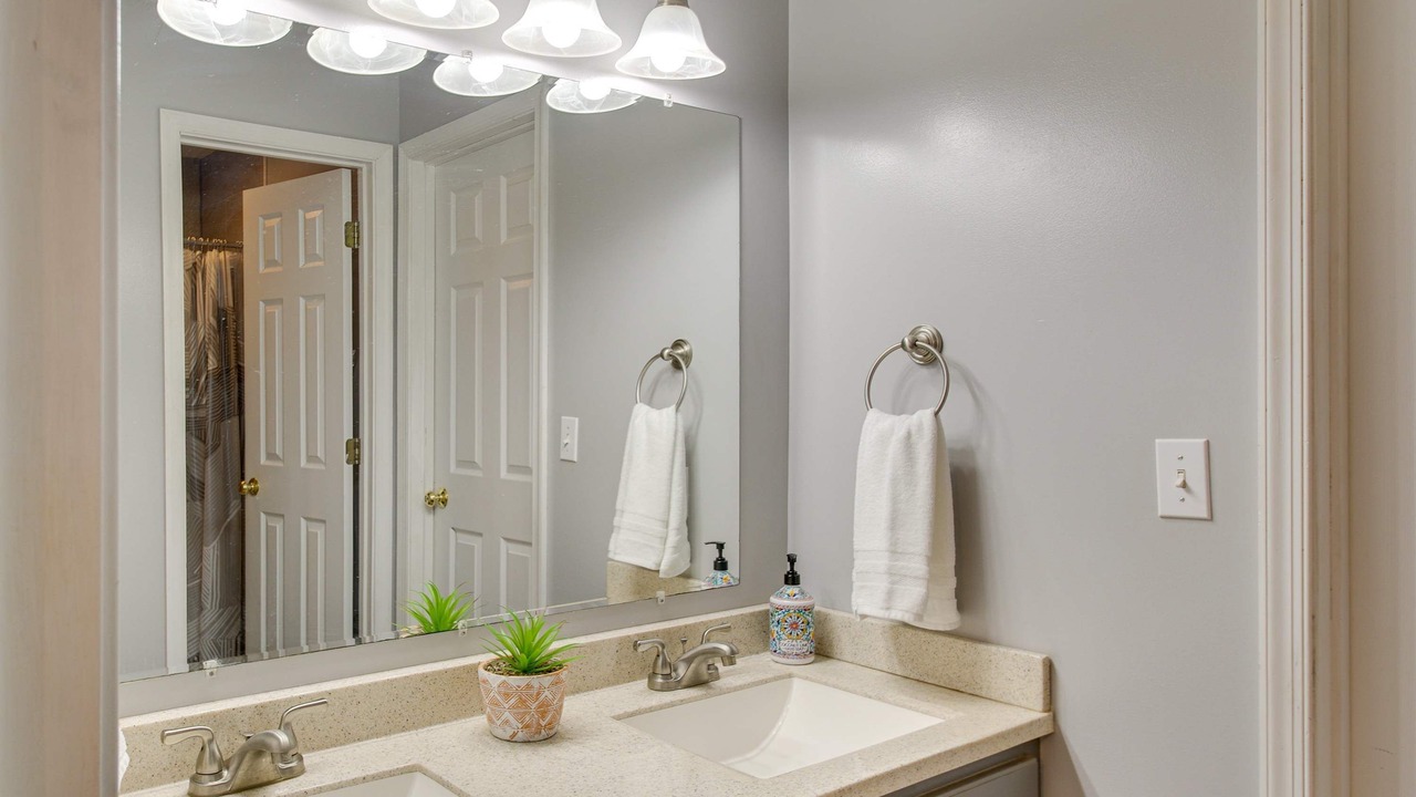 Photo of Bathroom in Massanutten