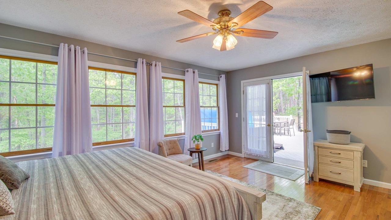 Photo of Bedroom in Massanutten