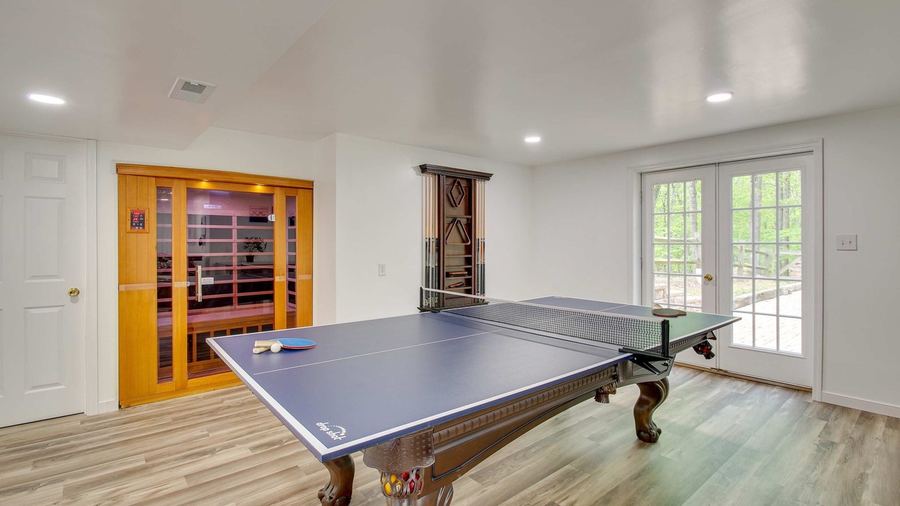 Photo of Bedroom in Massanutten