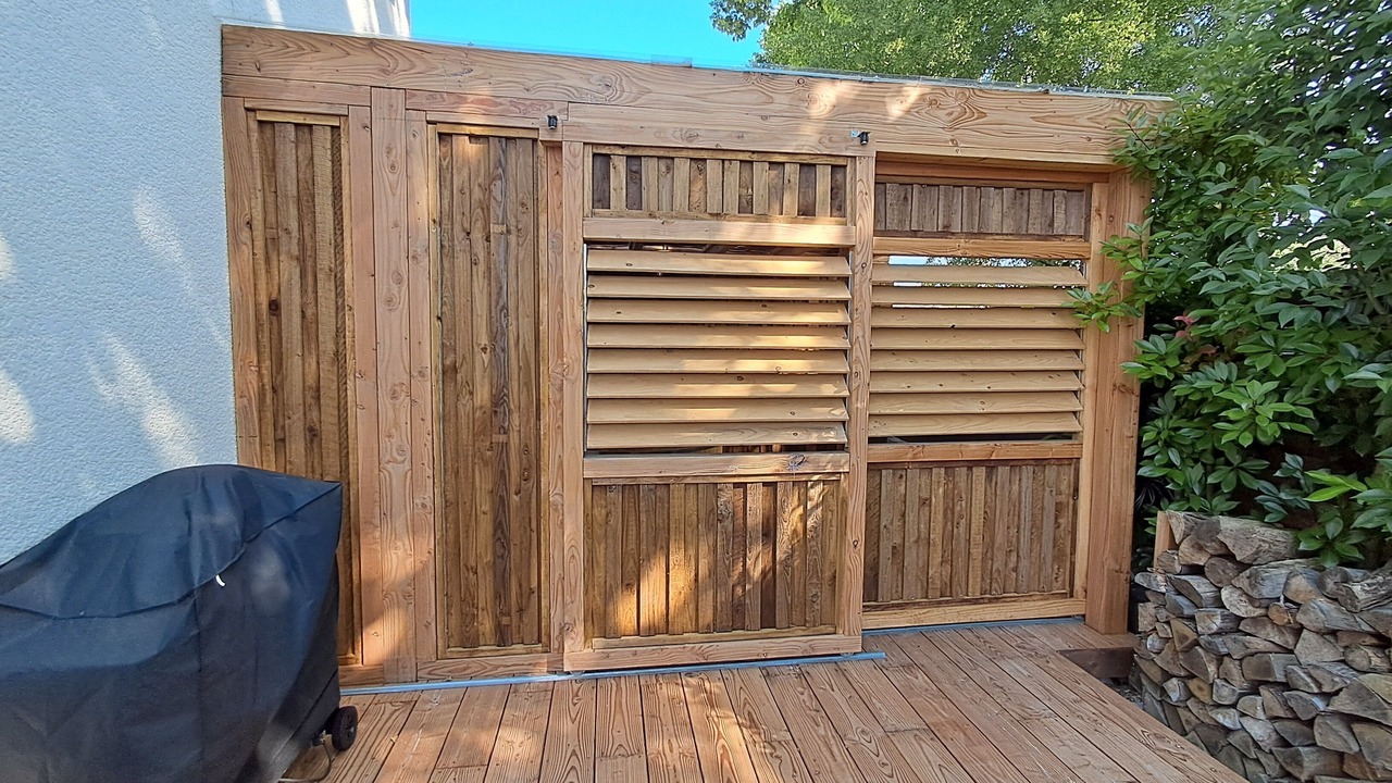 Photo of Patio Balcony in Saussan
