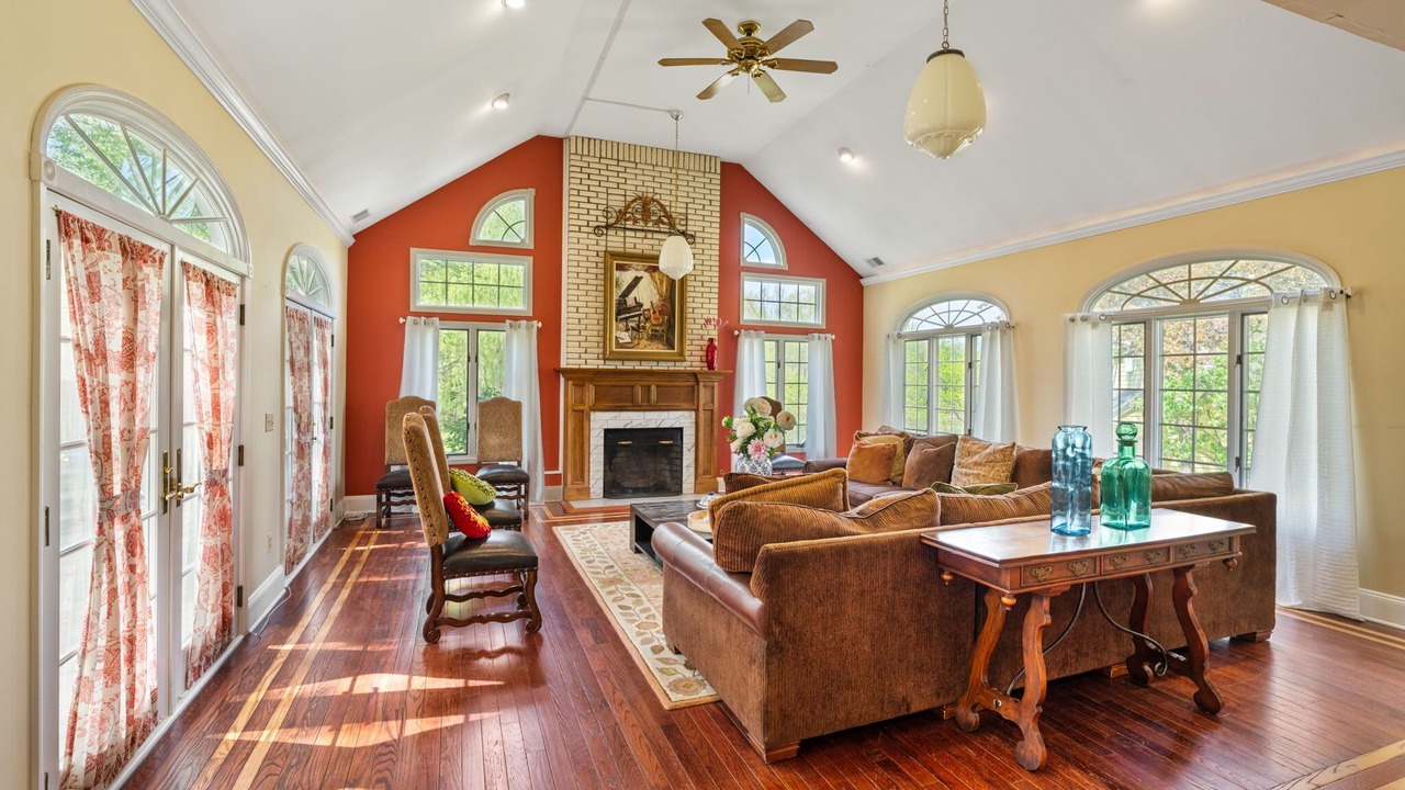 Photo of Livingroom in Lyons