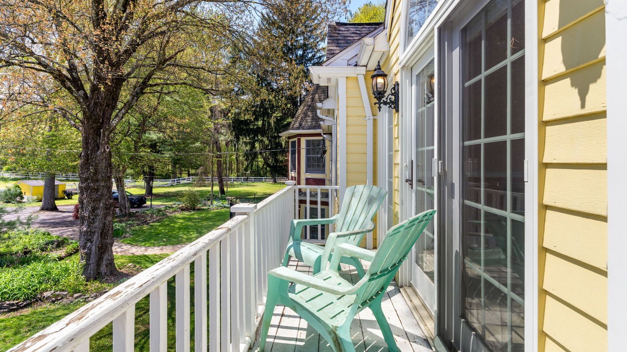 Photo of Outdoor in Lyons