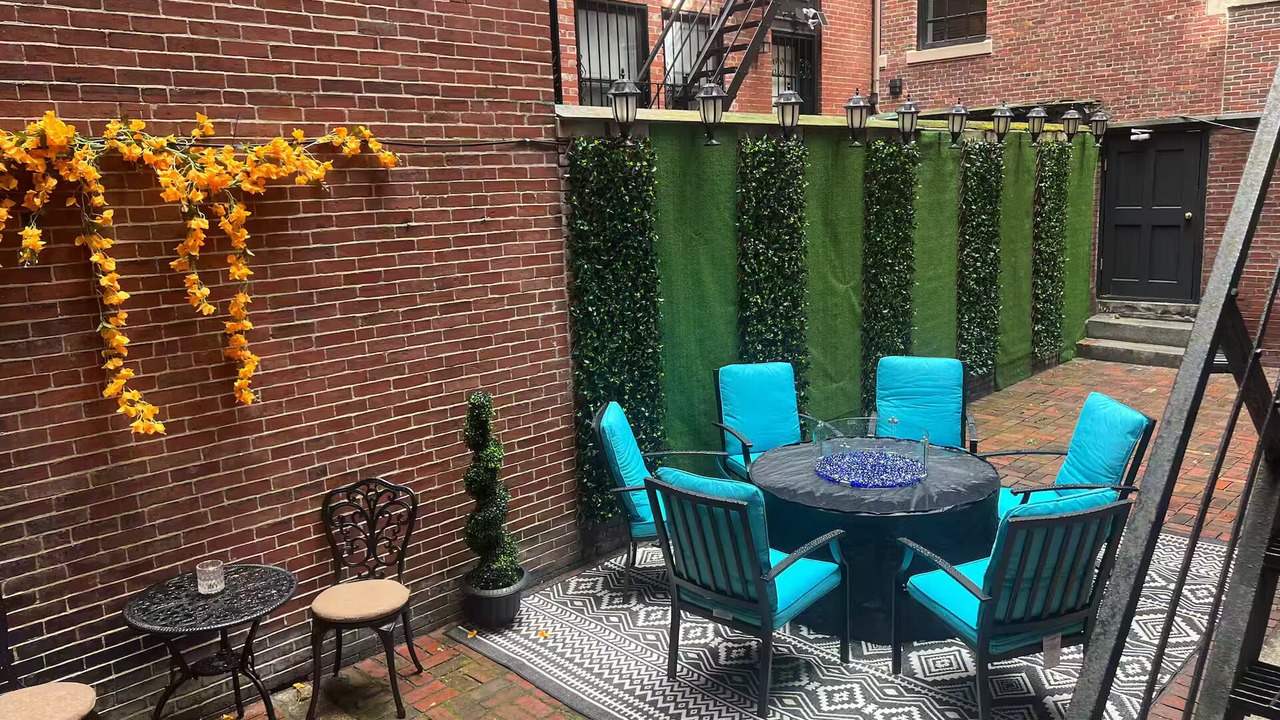 Photo of Outdoor in Beacon Hill