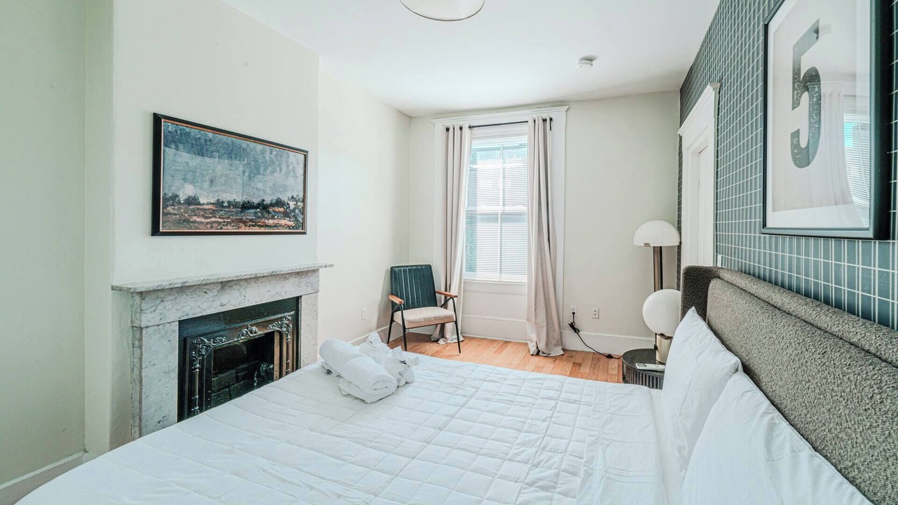 Photo of Bedroom in Beacon Hill