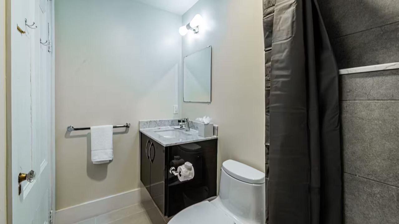 Photo of Bathroom in Beacon Hill