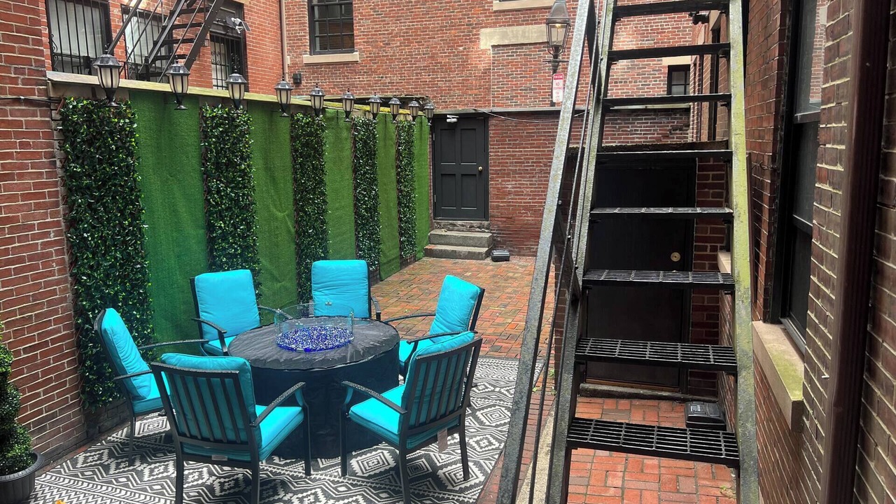 Photo of Outdoor in Beacon Hill