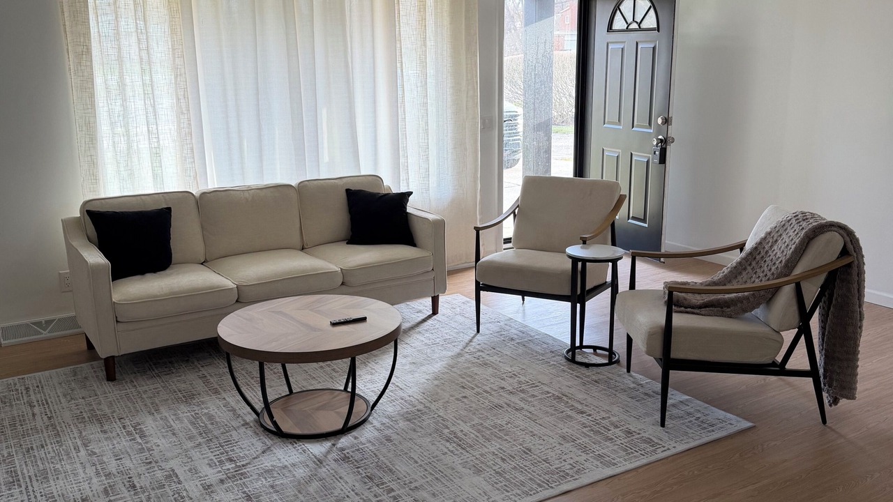 Photo of Livingroom in Rochester Hills