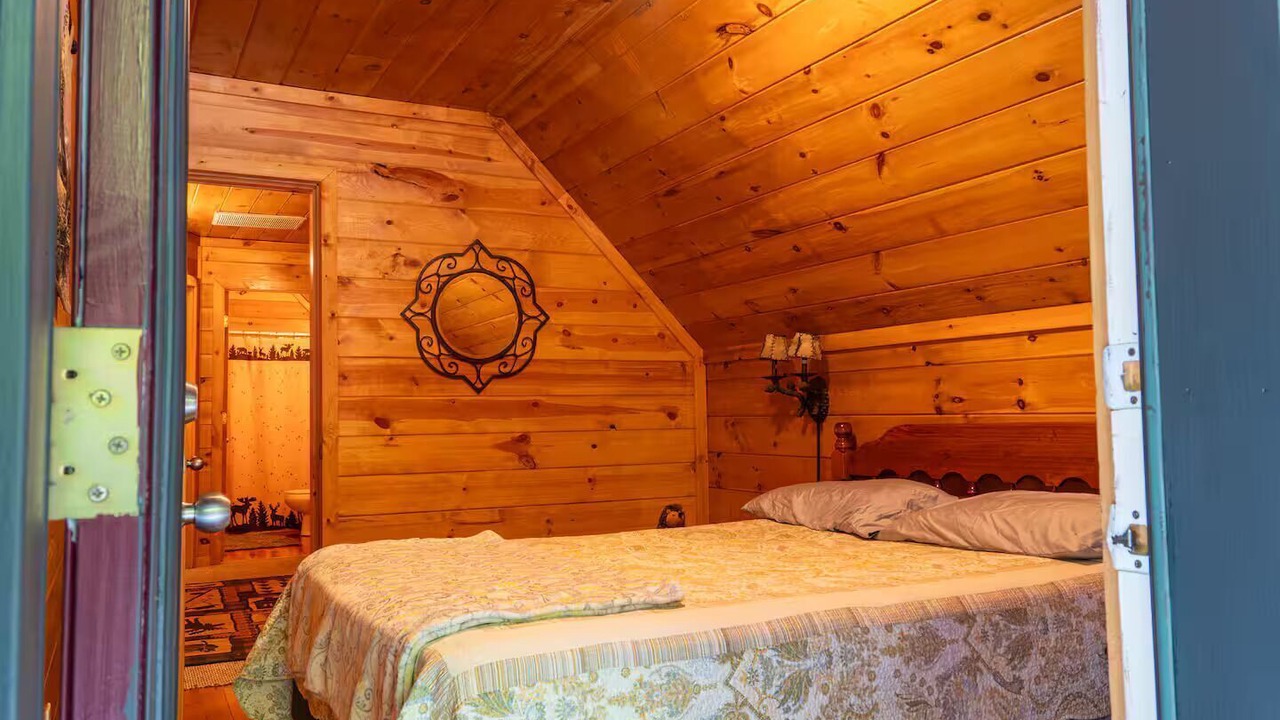 Photo of Bedroom in Andrews