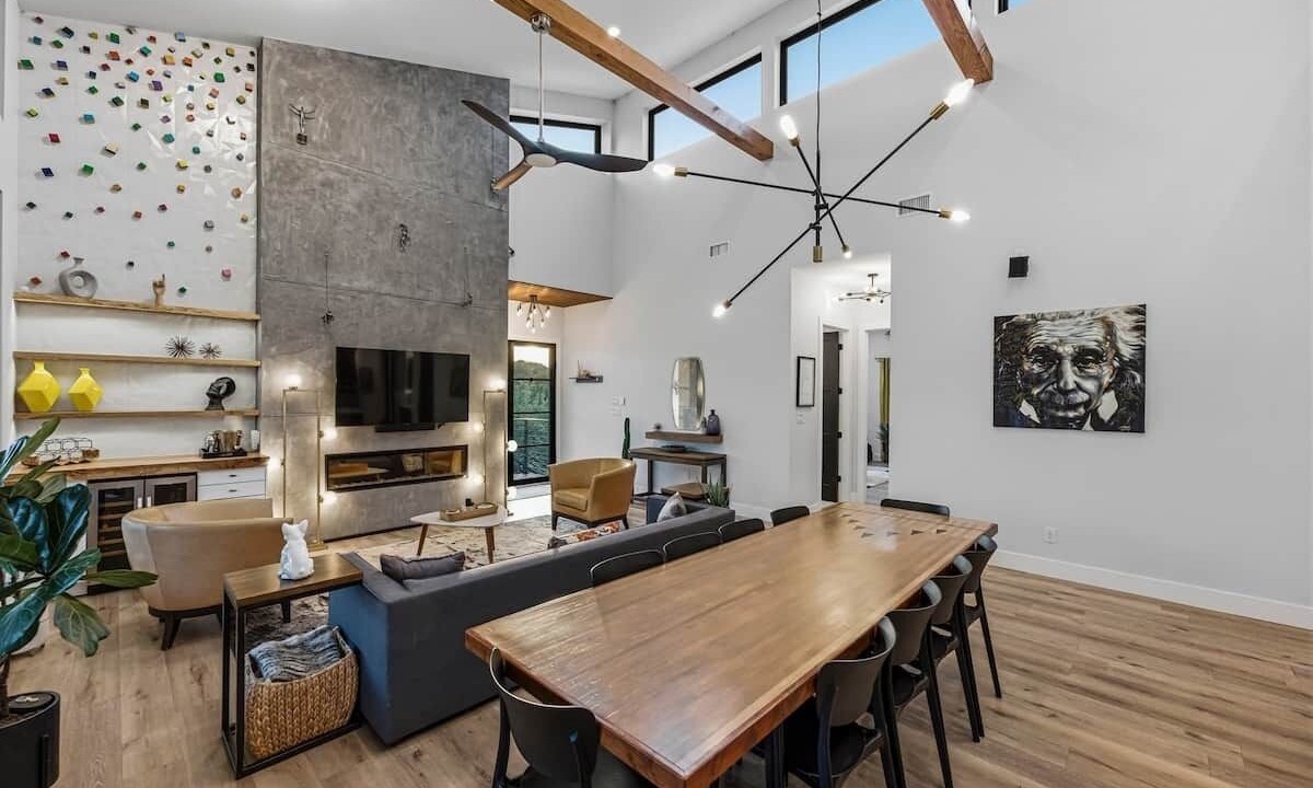 Photo of Livingroom in Briarcliff
