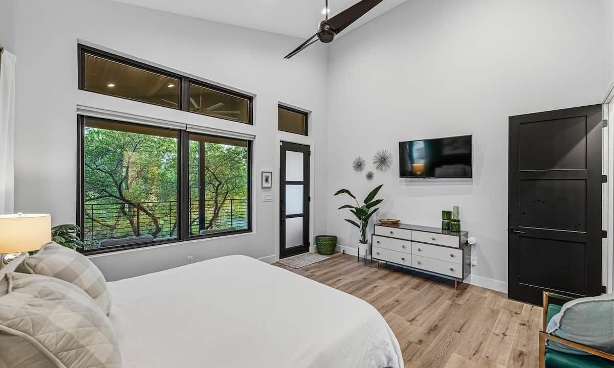 Photo of Bedroom in Briarcliff