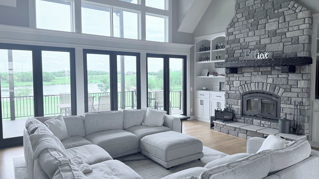 Photo of Livingroom in New Century