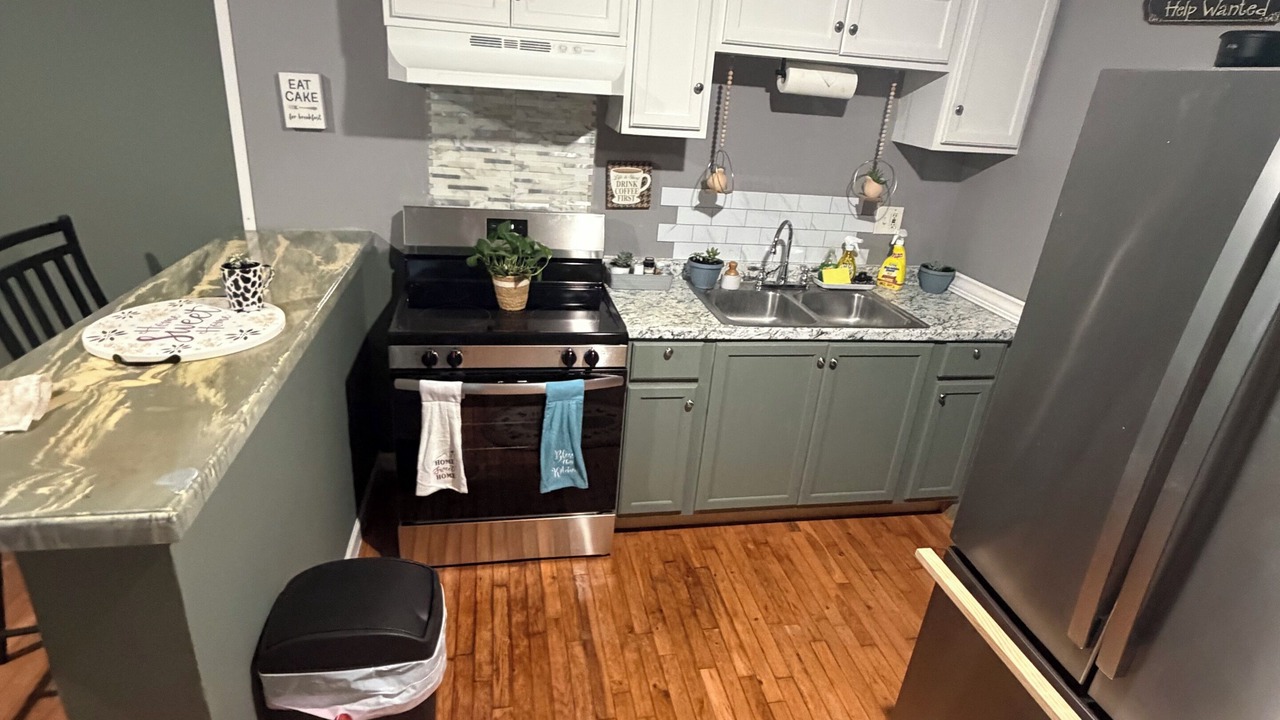 Photo of Kitchen in Garden City