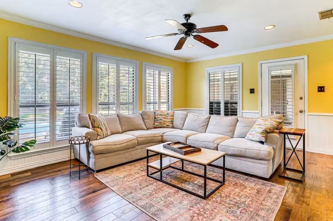 Photo of Livingroom in Bedford
