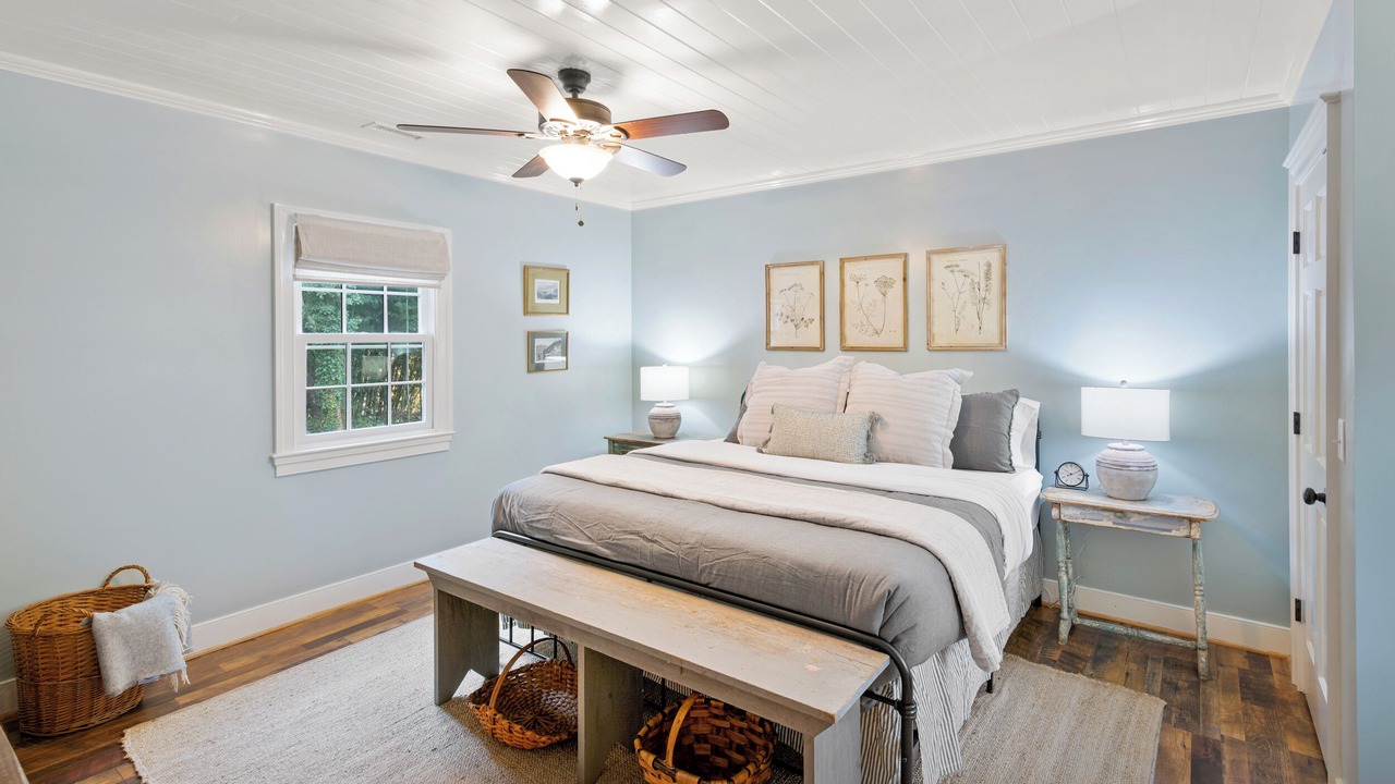 Photo of Bedroom in Batesville