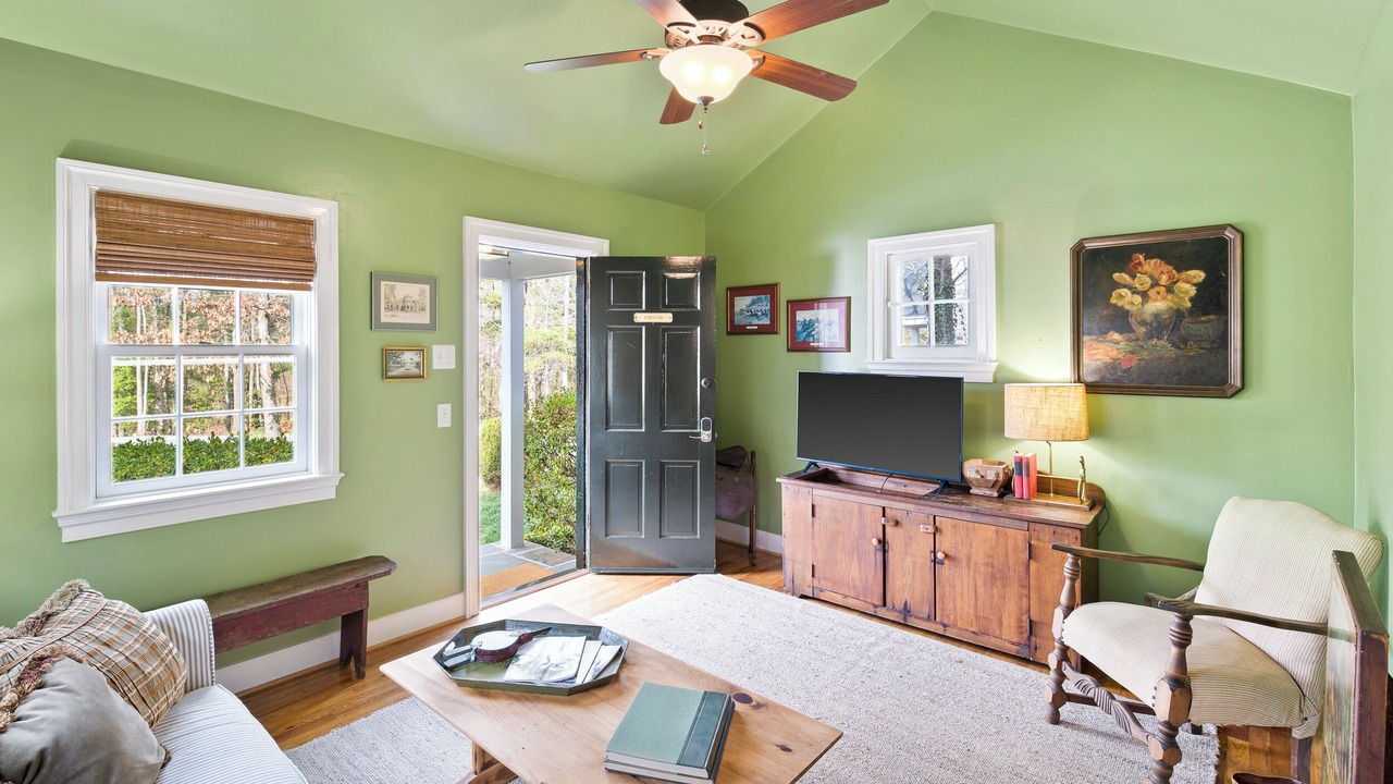 Photo of Livingroom in Batesville