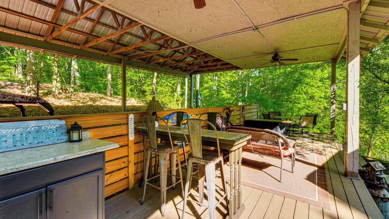 Photo of Outdoor in Toccoa