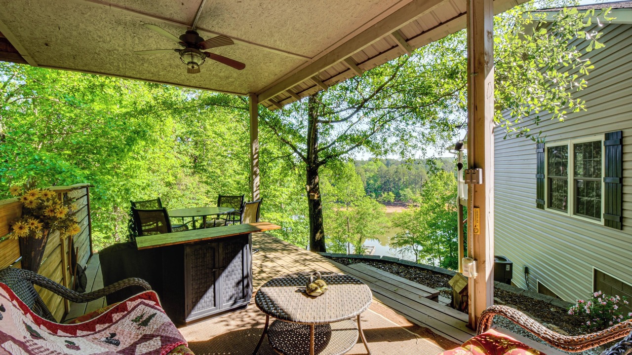 Photo of Outdoor in Toccoa