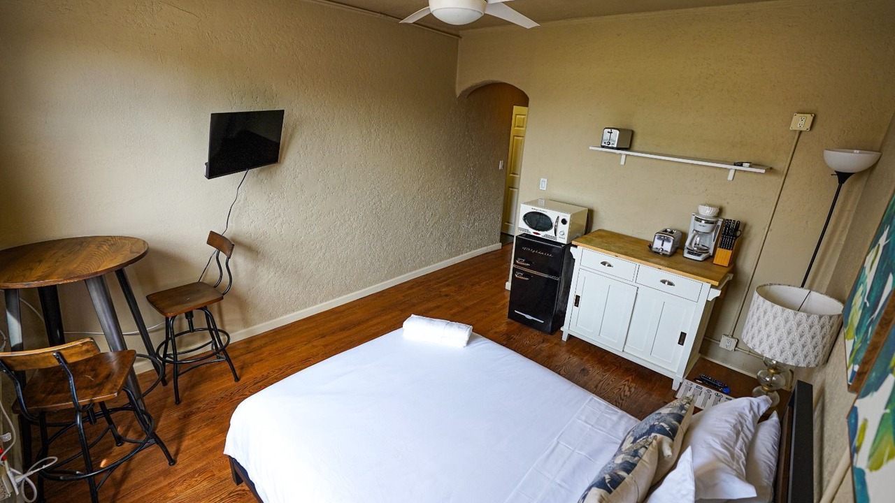 Photo of Bedroom in Westlake