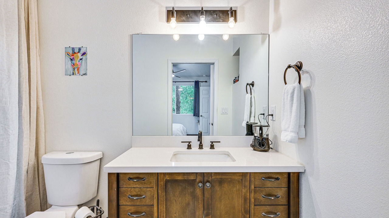 Photo of Bathroom in Lutz