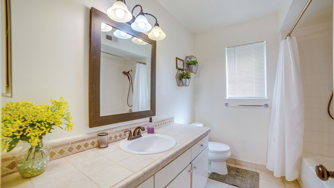 Photo of Bathroom in Moreno Valley