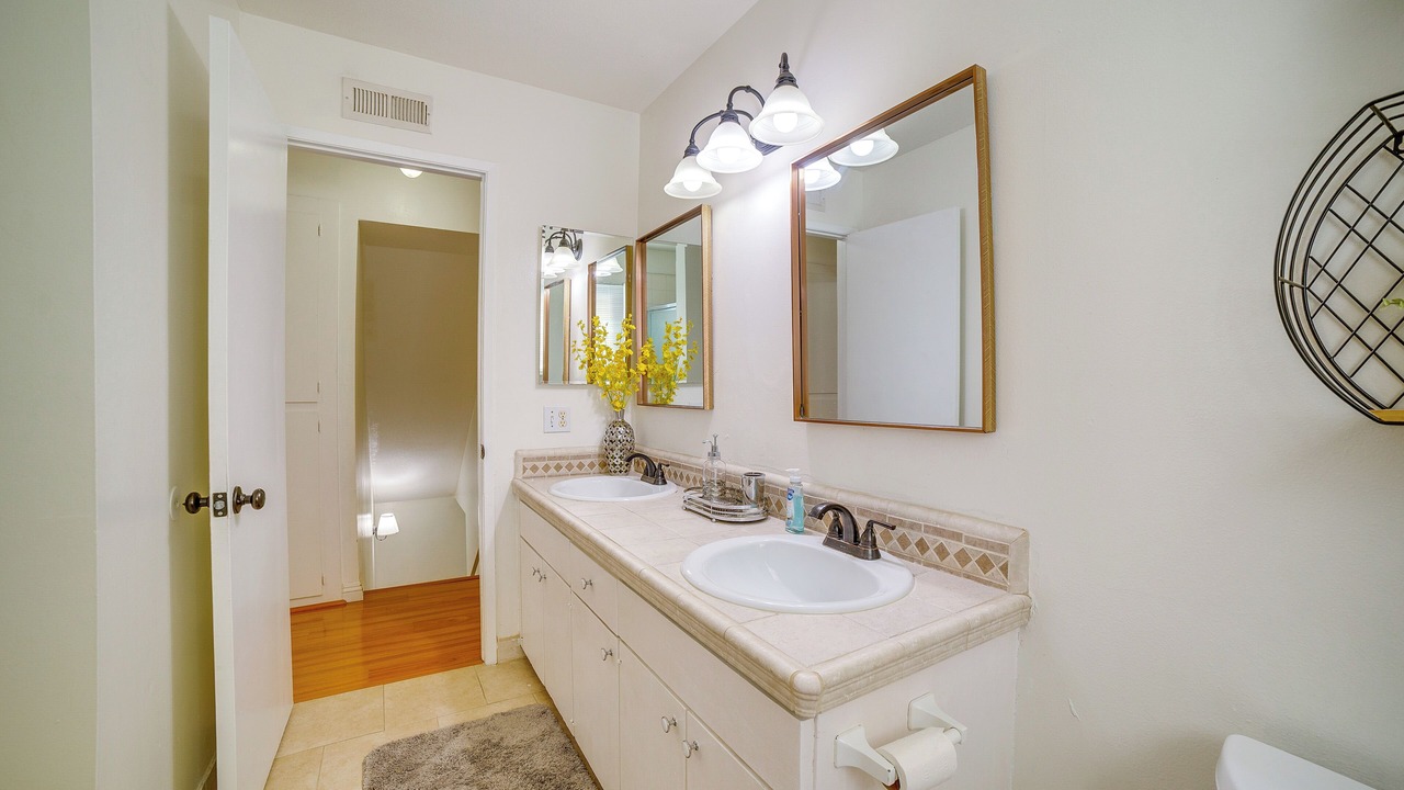 Photo of Bathroom in Moreno Valley