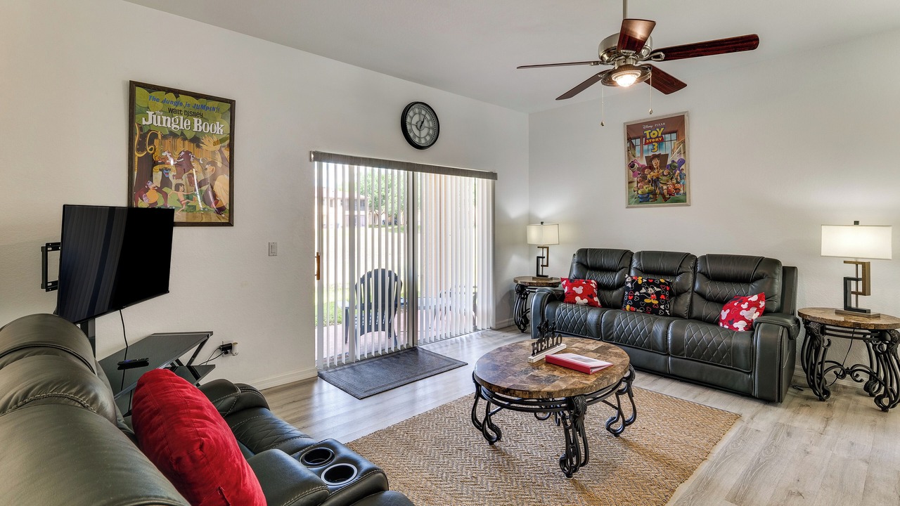 Photo of Bedroom in Regal Palms