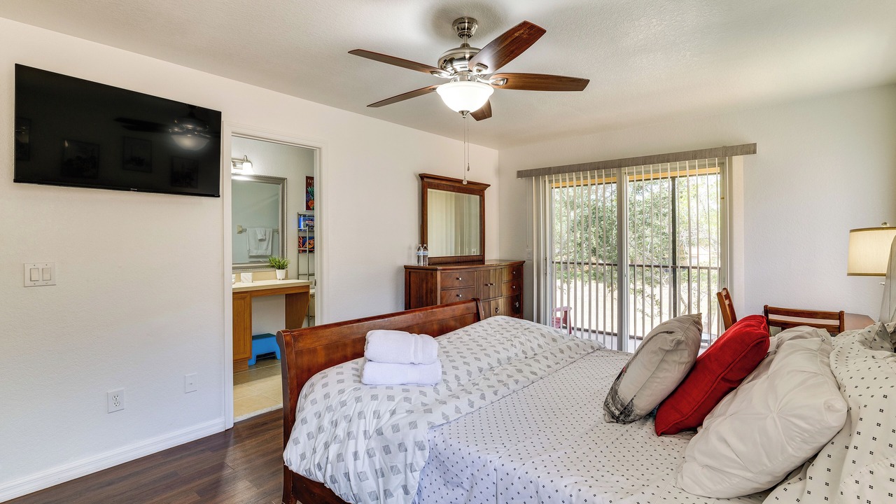 Photo of Bedroom in Regal Palms