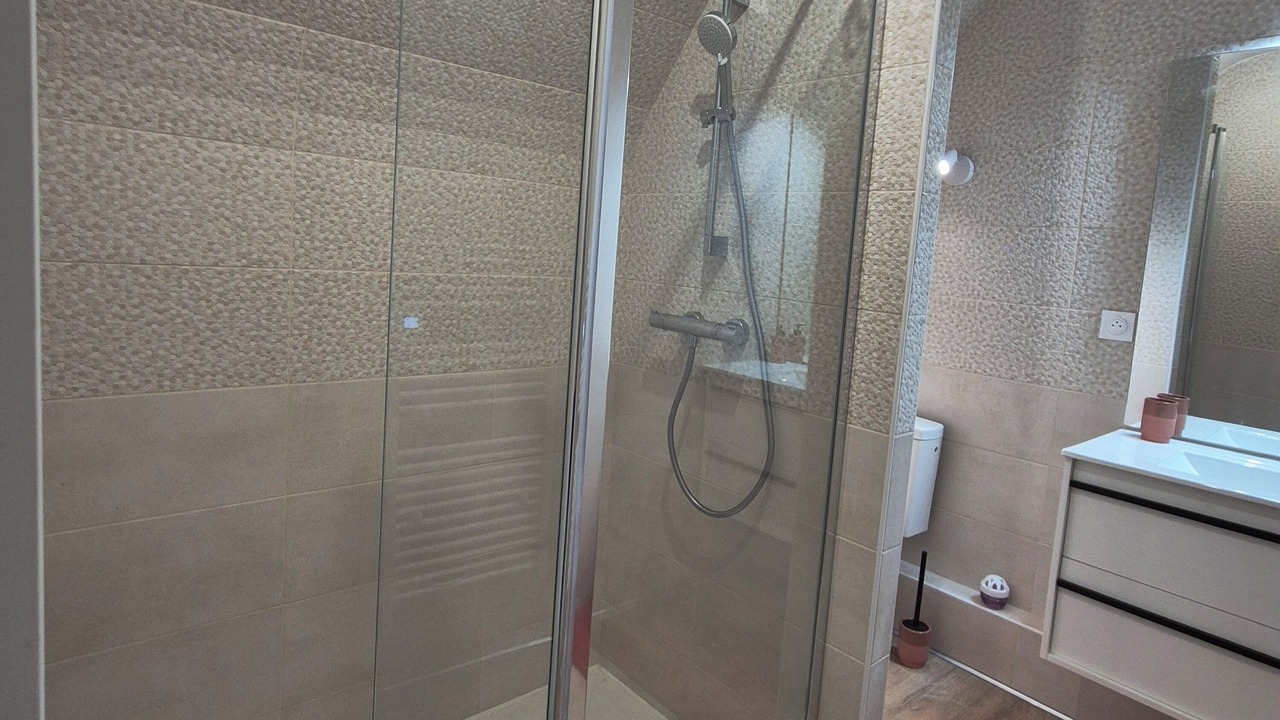 Photo of Bathroom in Roscoff