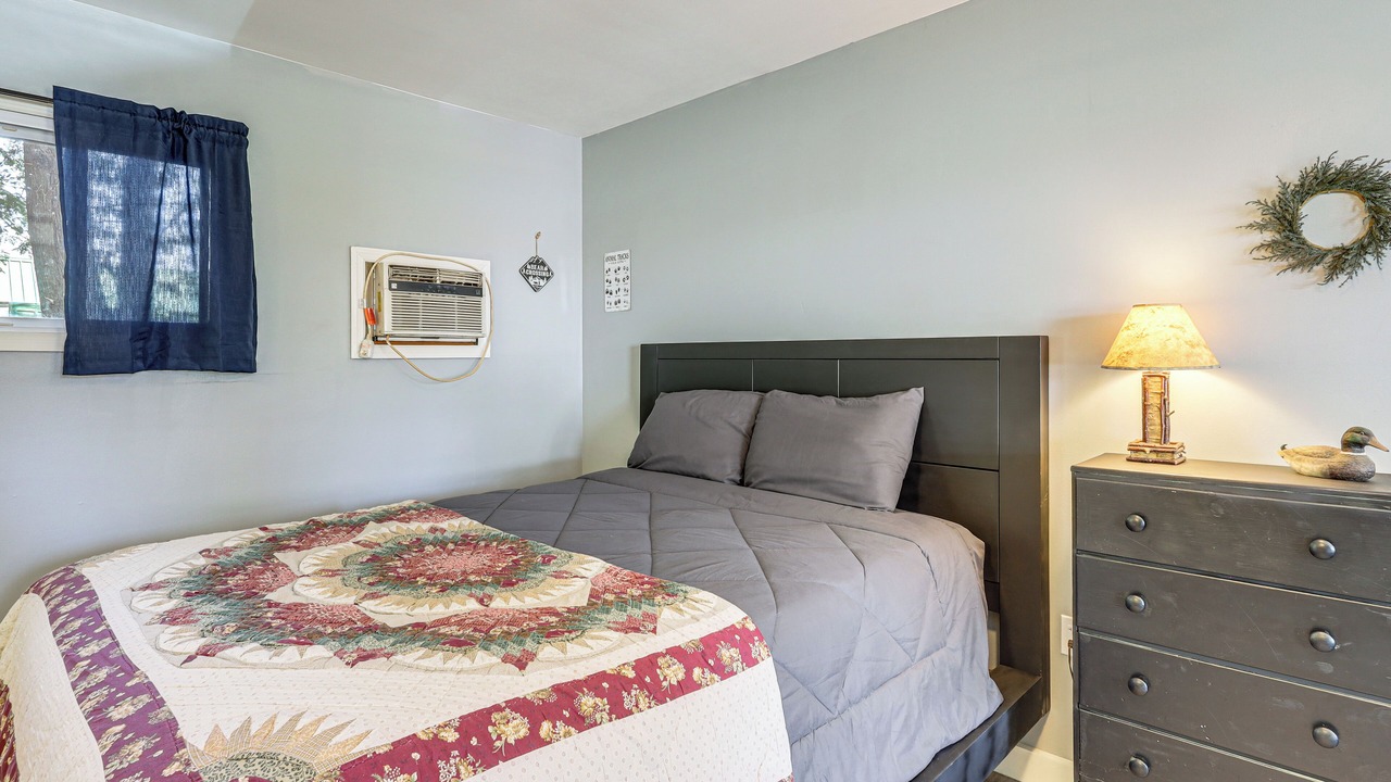 Photo of Bedroom in Schroon Lake