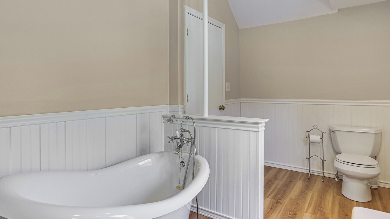 Photo of Bathroom in Parksville