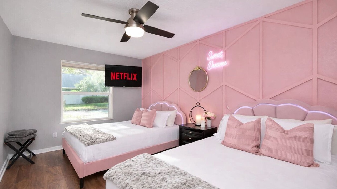 Photo of Bedroom in Friendswood