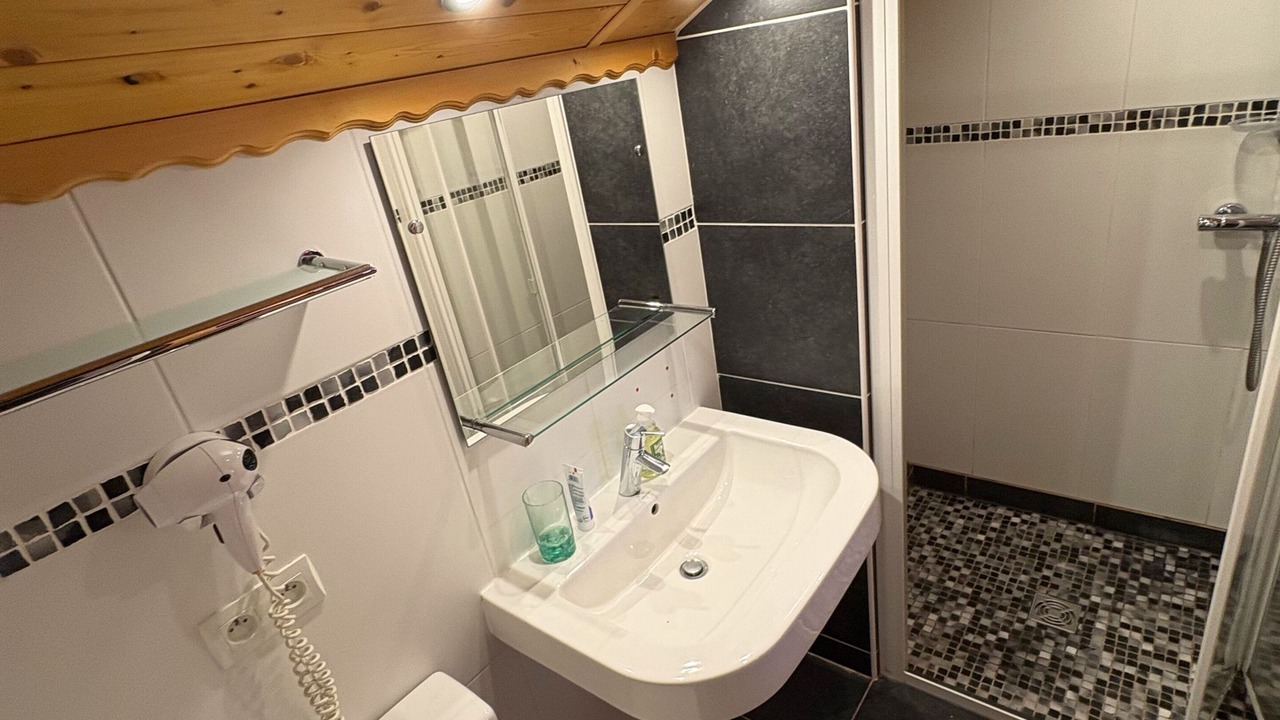 Photo of Bathroom in Les Carroz-d'Araches