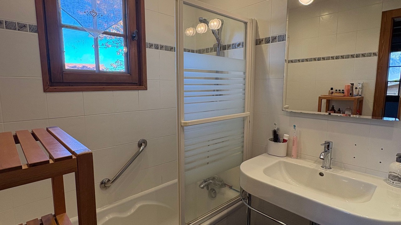 Photo of Bathroom in Les Carroz-d'Araches