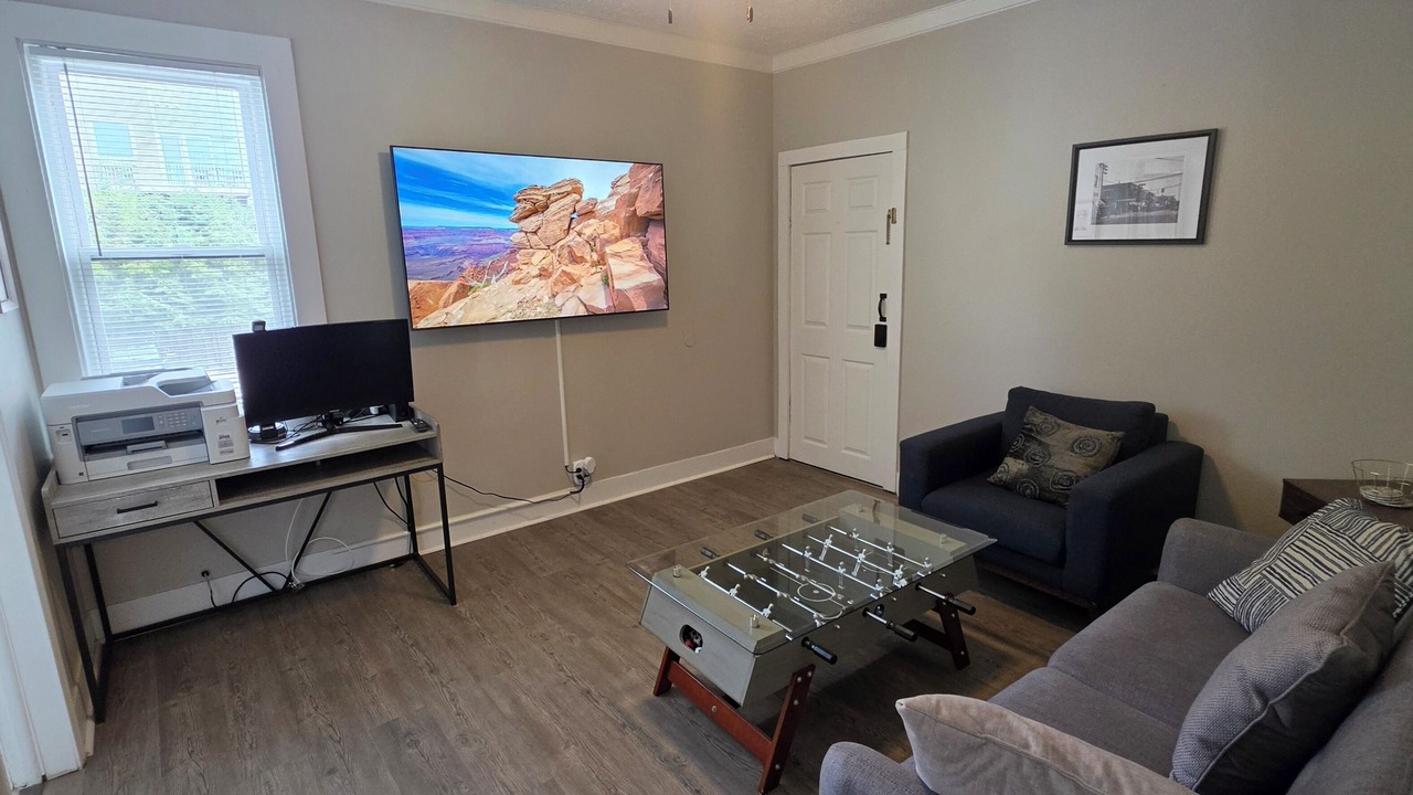 Photo of Livingroom in Little Italy