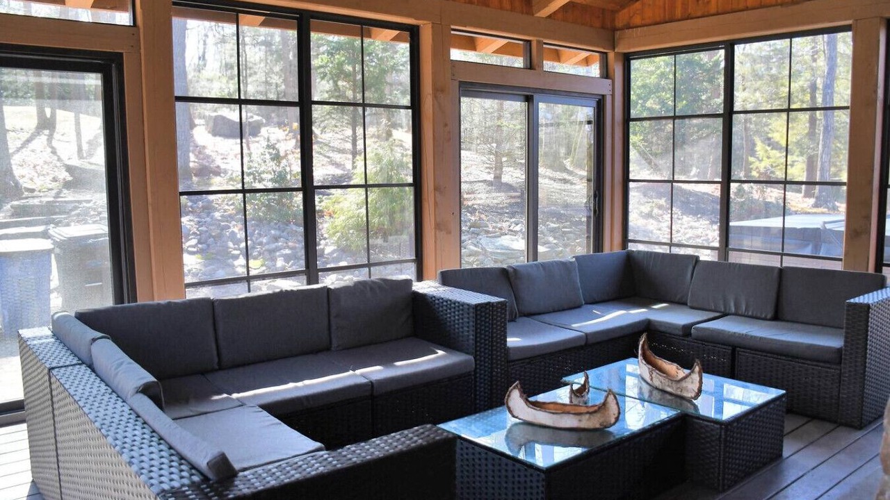 Photo of Livingroom in Greentown