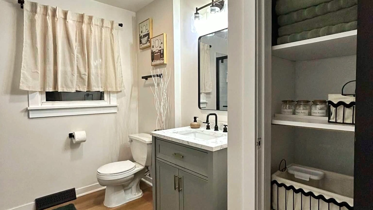Photo of Bathroom in Munster