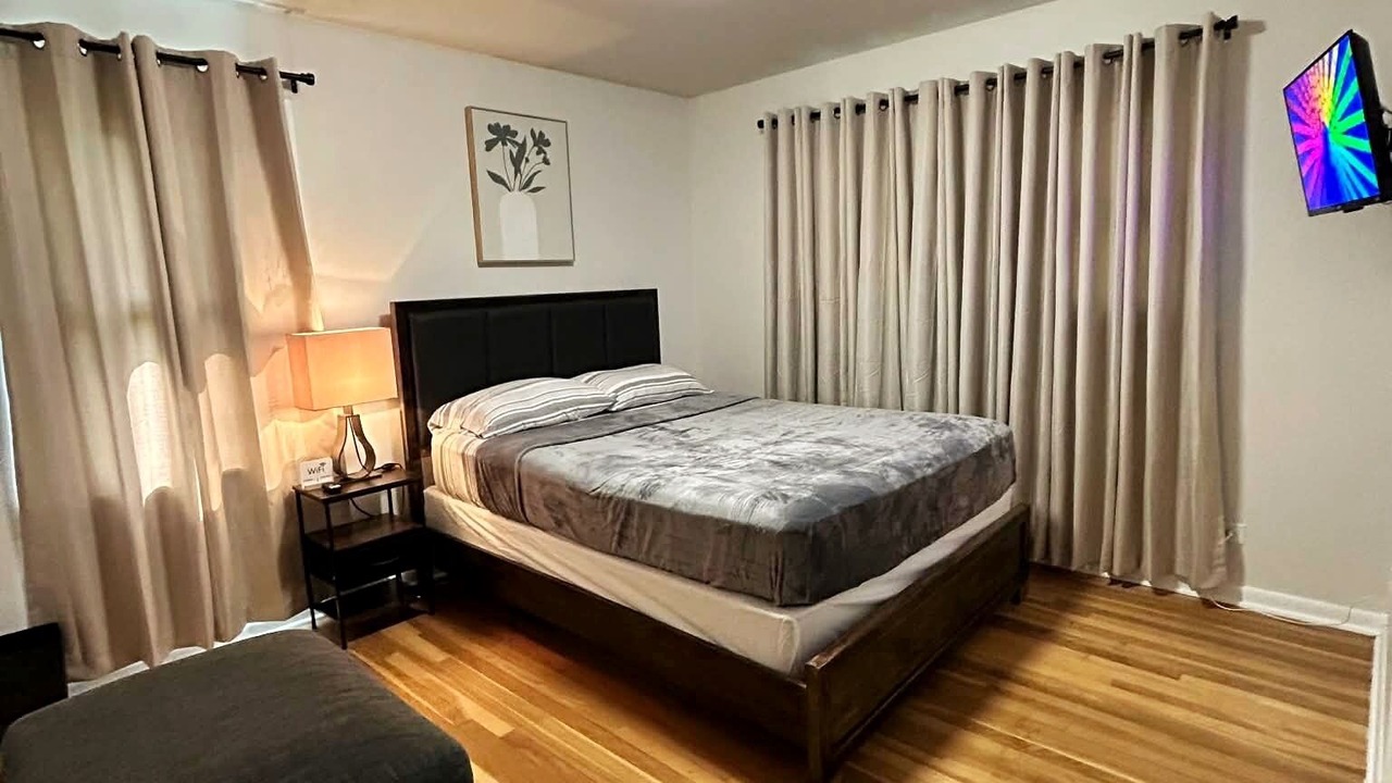 Photo of Bedroom in Munster