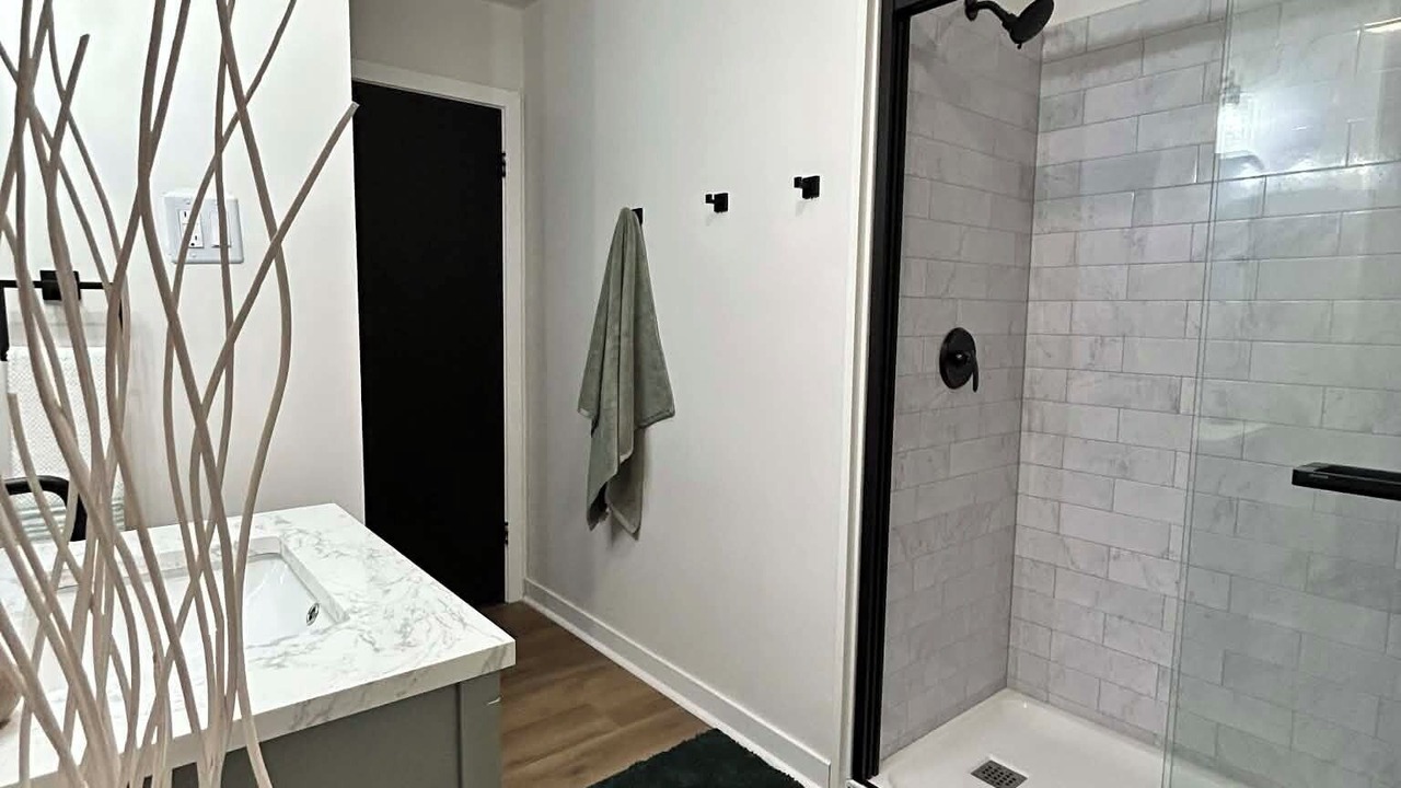 Photo of Bathroom in Munster