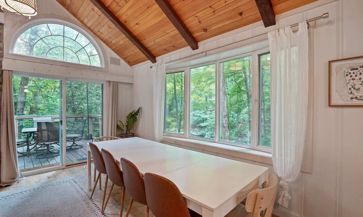 Photo of Bedroom in South Bloomingville