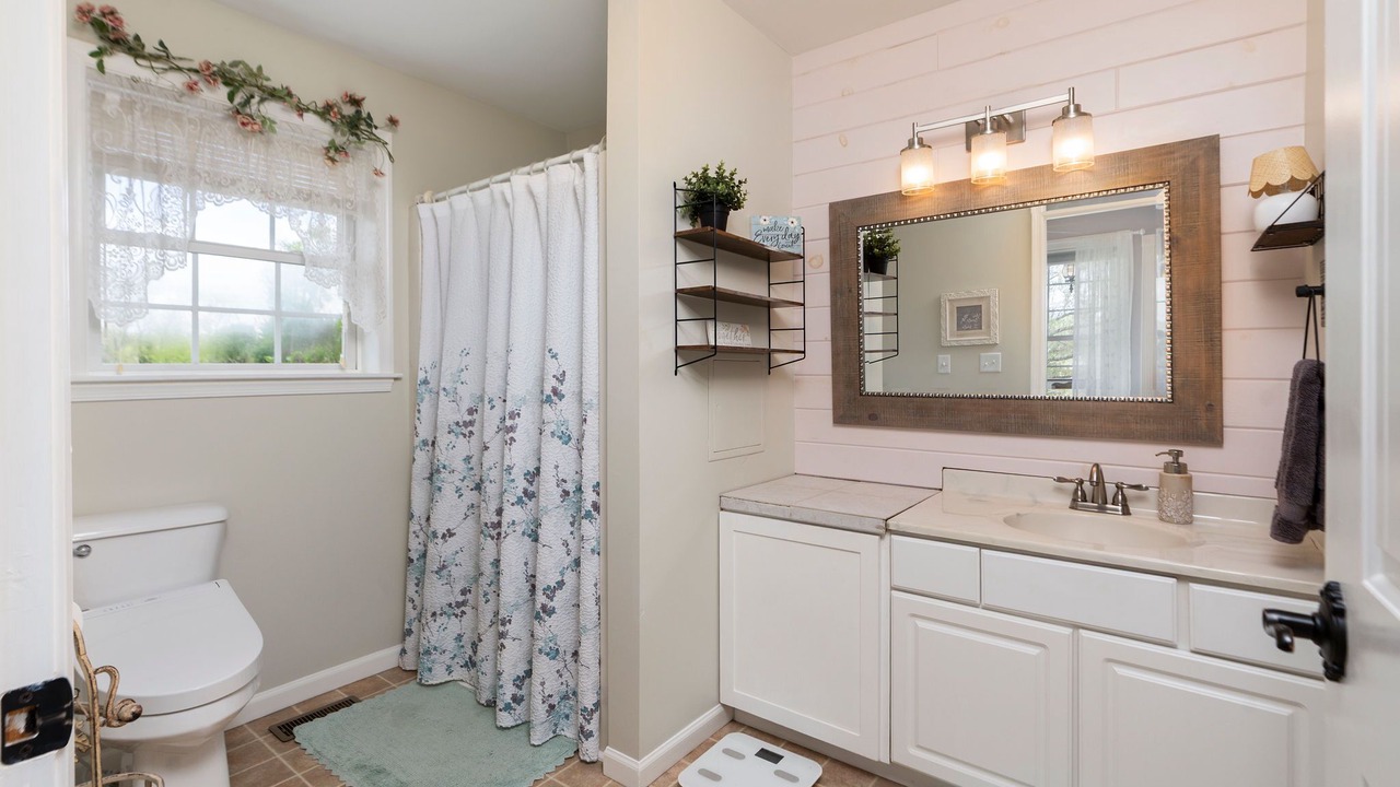 Photo of Bathroom in Swoope