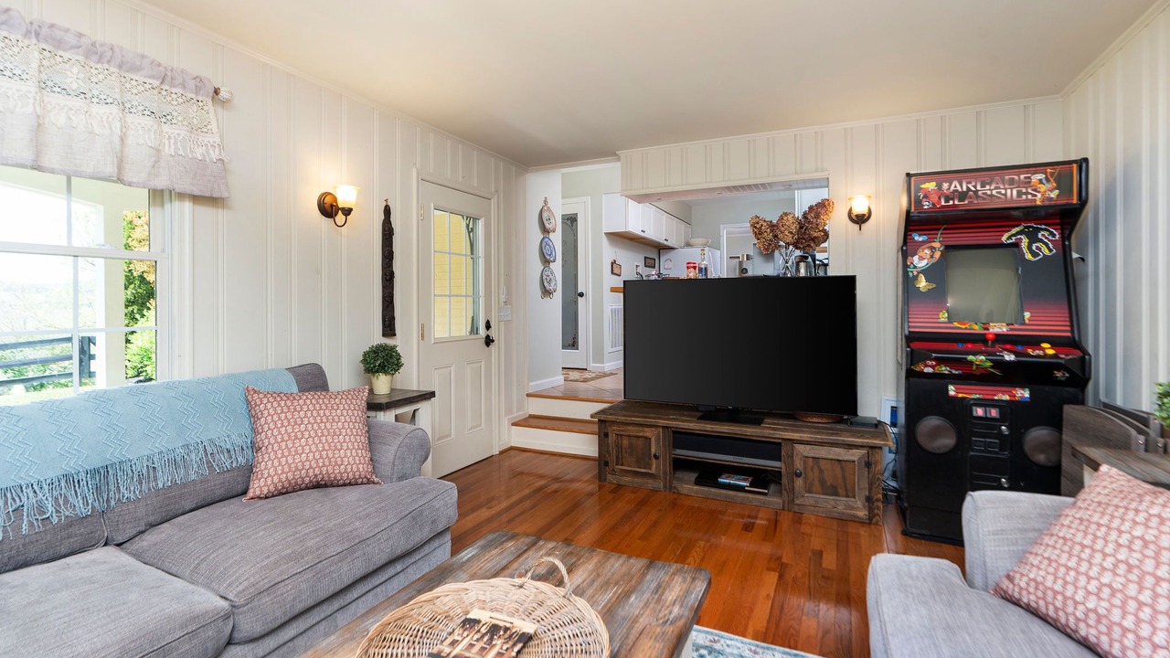 Photo of Livingroom in Swoope
