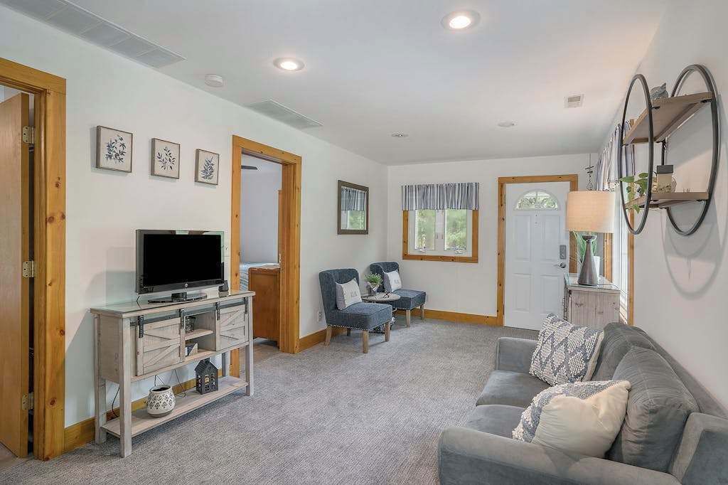 Photo of Livingroom in Shorewood-Tower Hills-Harbert